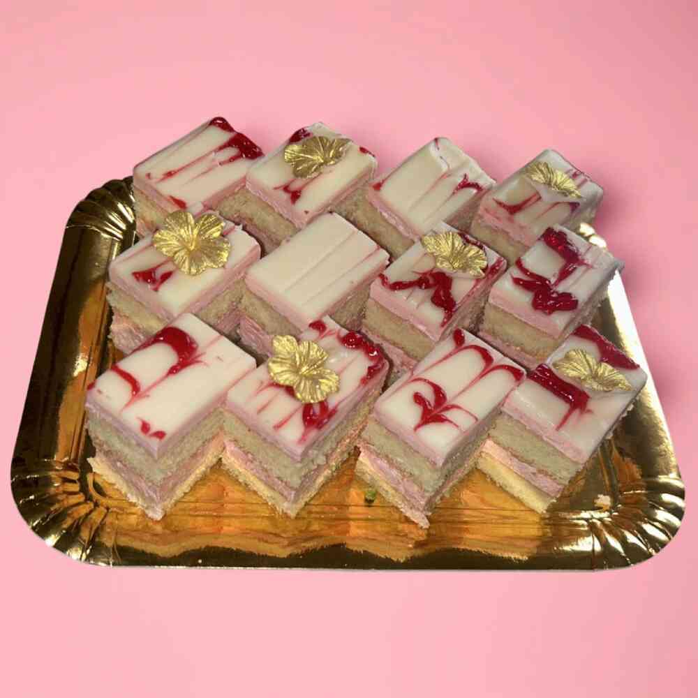 Prajitură zmeură și crunchy